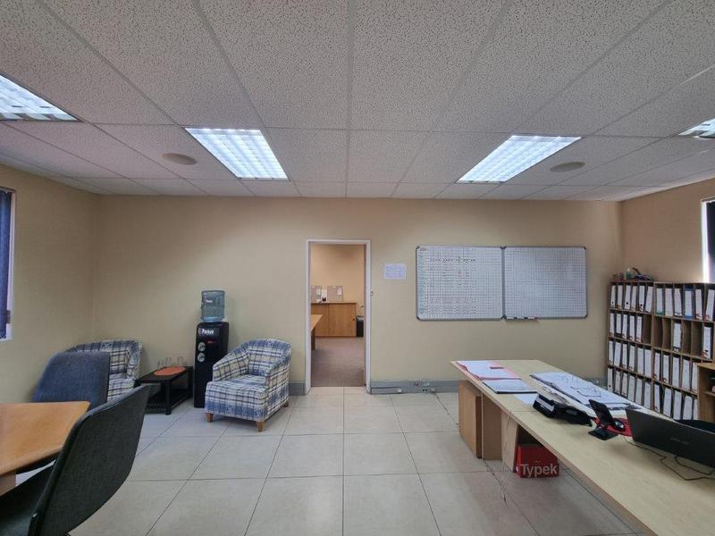 To Let commercial Property for Rent in Newton Park Eastern Cape